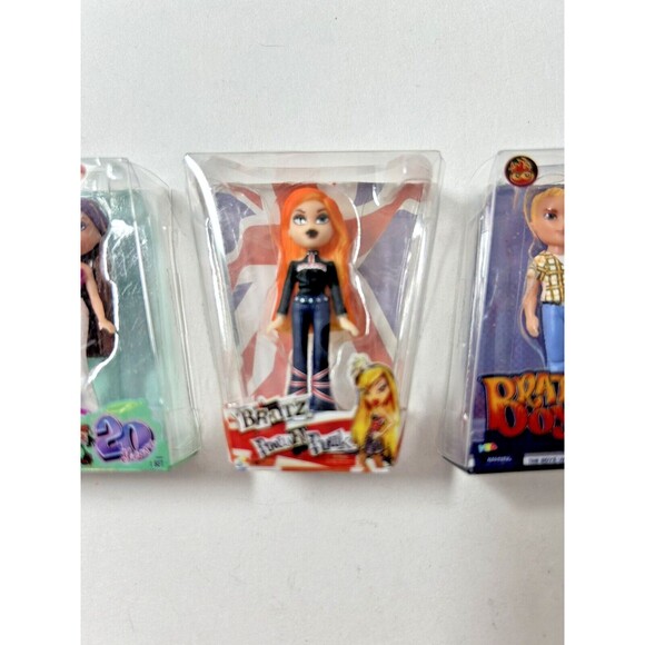 Bratz Minis Mini Verse Cameron Yasmin Cloe 20 Yearz & London Editions Lot Of 3 - Picture 6 of 9
